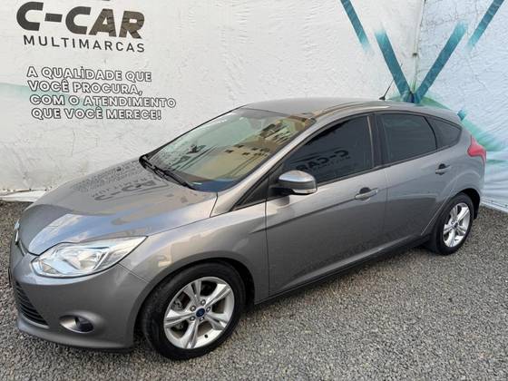 FORD FOCUS 1.6 SE SEDAN 16V FLEX 4P POWERSHIFT FORD FOCUS 1.6 SE SEDAN 16V FLEX 4P POWERSHIFT